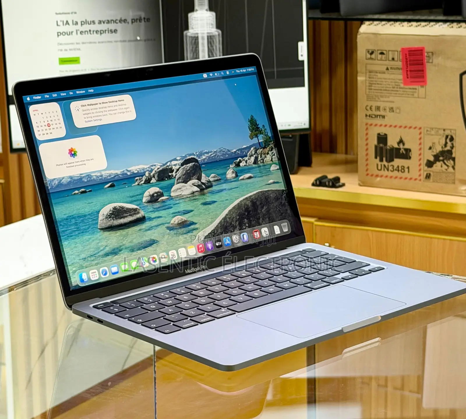 Nouveau Apple MacBook Pro 2020 32GB Intel Core i7 SSD 1T