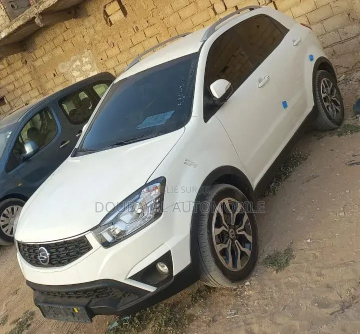 SsangYong Korando 2016 Blanc