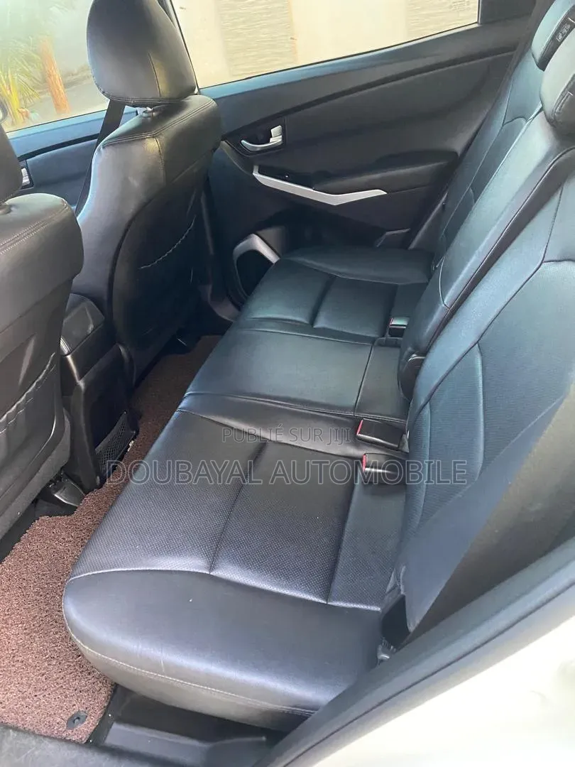 SsangYong Korando 2016 Blanc