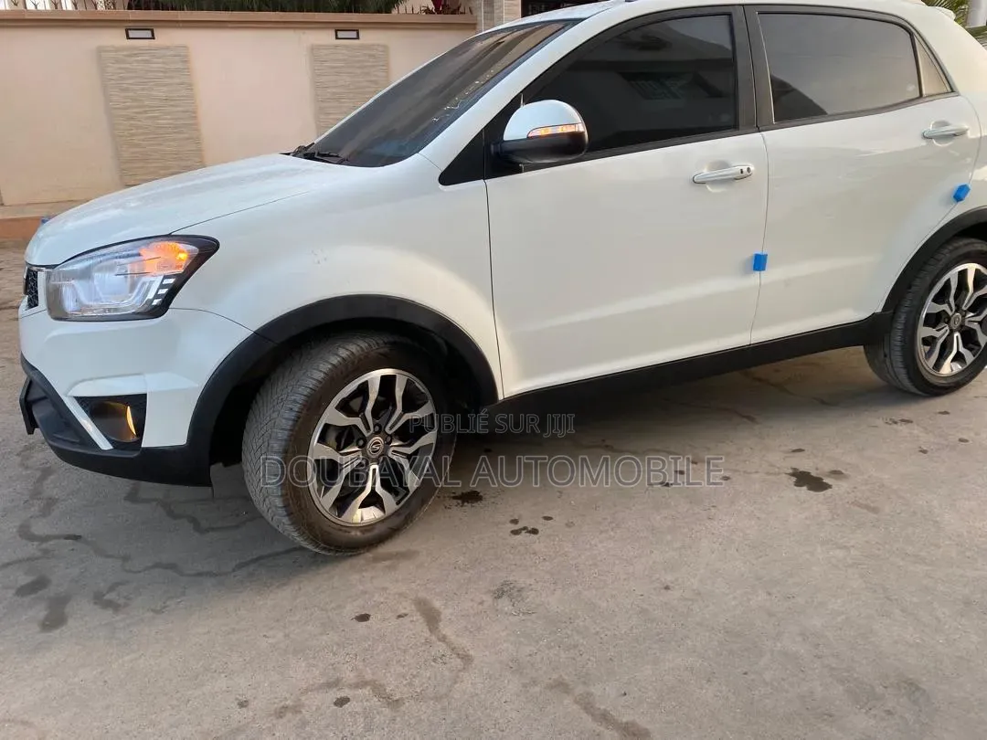 SsangYong Korando 2016 Blanc