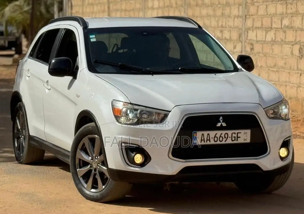 Mitsubishi RVR 2013 Blanc
