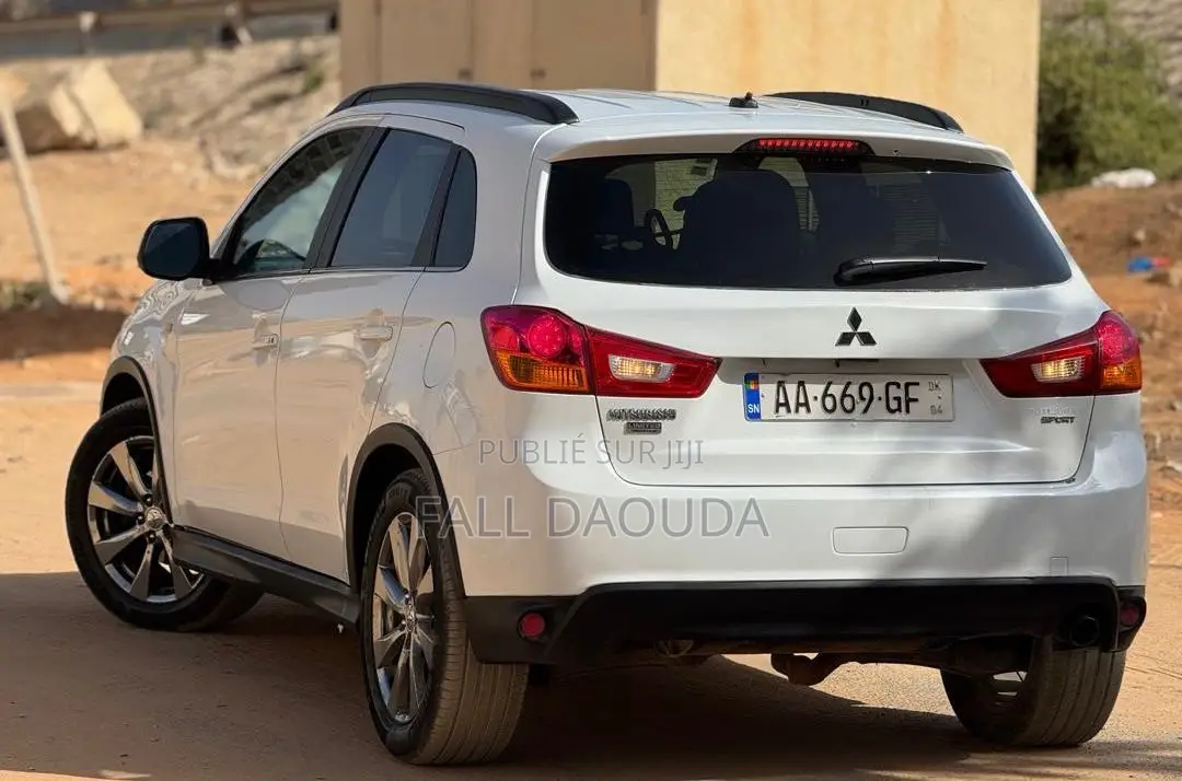 Mitsubishi RVR 2013 Blanc