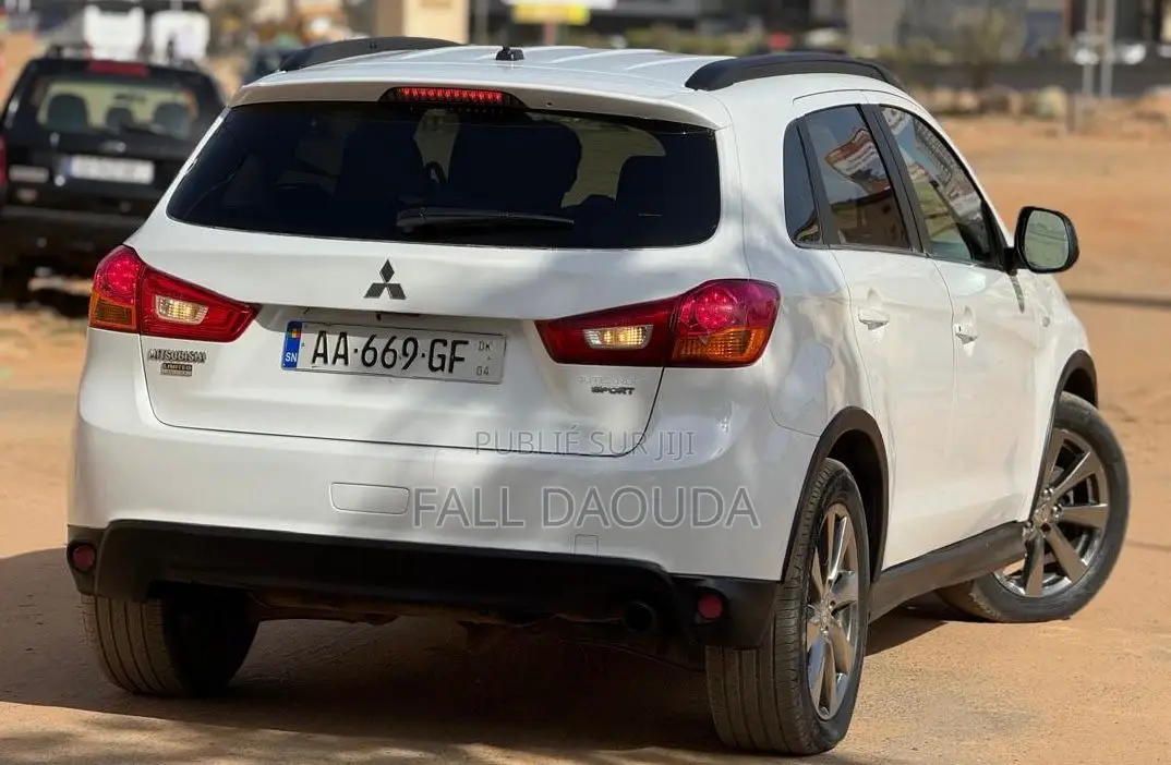 Mitsubishi RVR 2013 Blanc