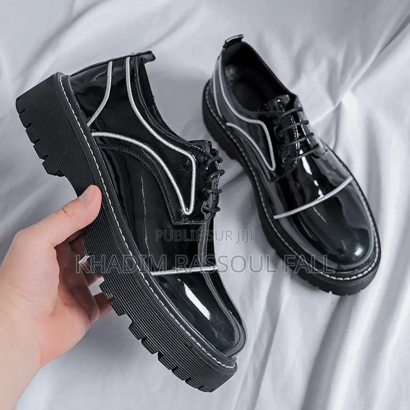 Chaussures Homme/Femme – Qualité Supérieure À Dakar