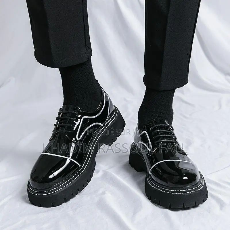 Chaussures Homme/Femme – Qualité Supérieure À Dakar