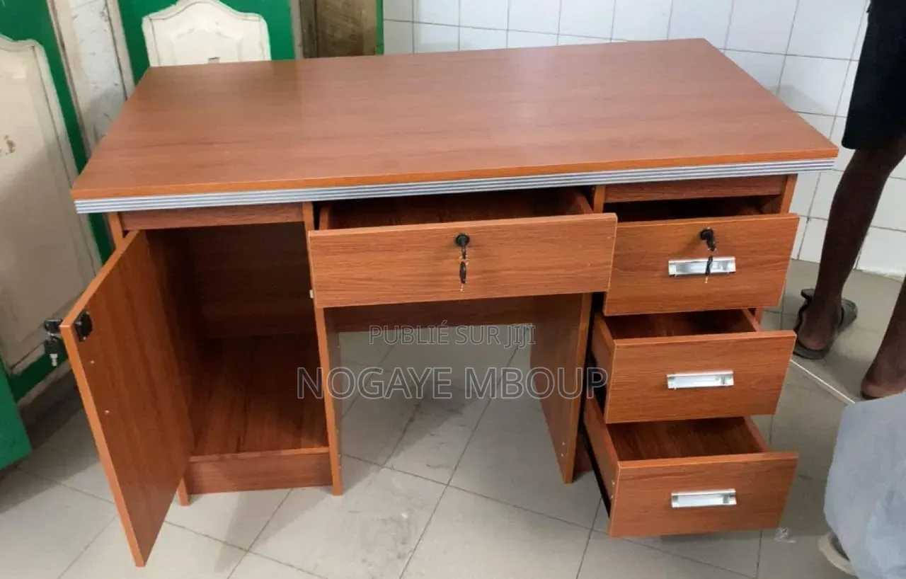 Meuble Tv en Bois Disponible