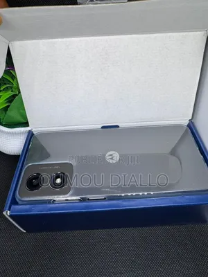 Nouveau Motorola Moto E14 64 GB Noir