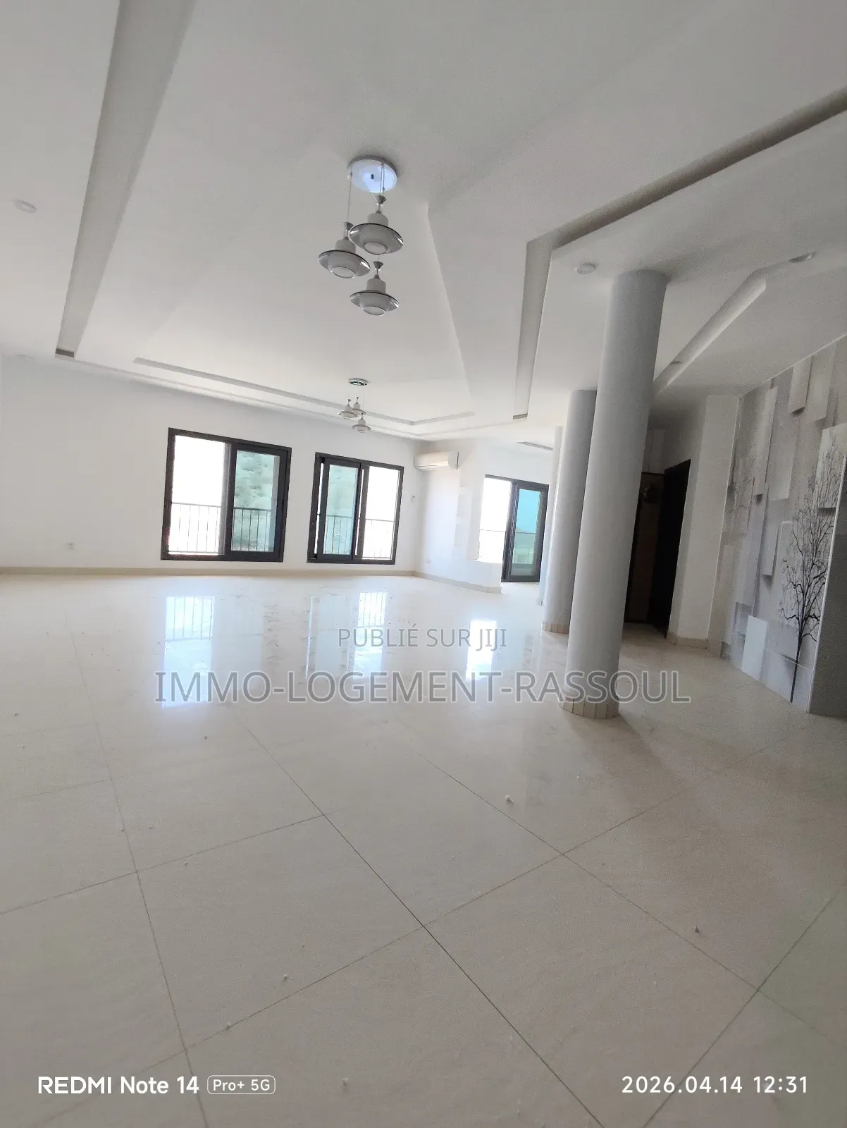 3chbre Appartement dans , Ouakam à Louer