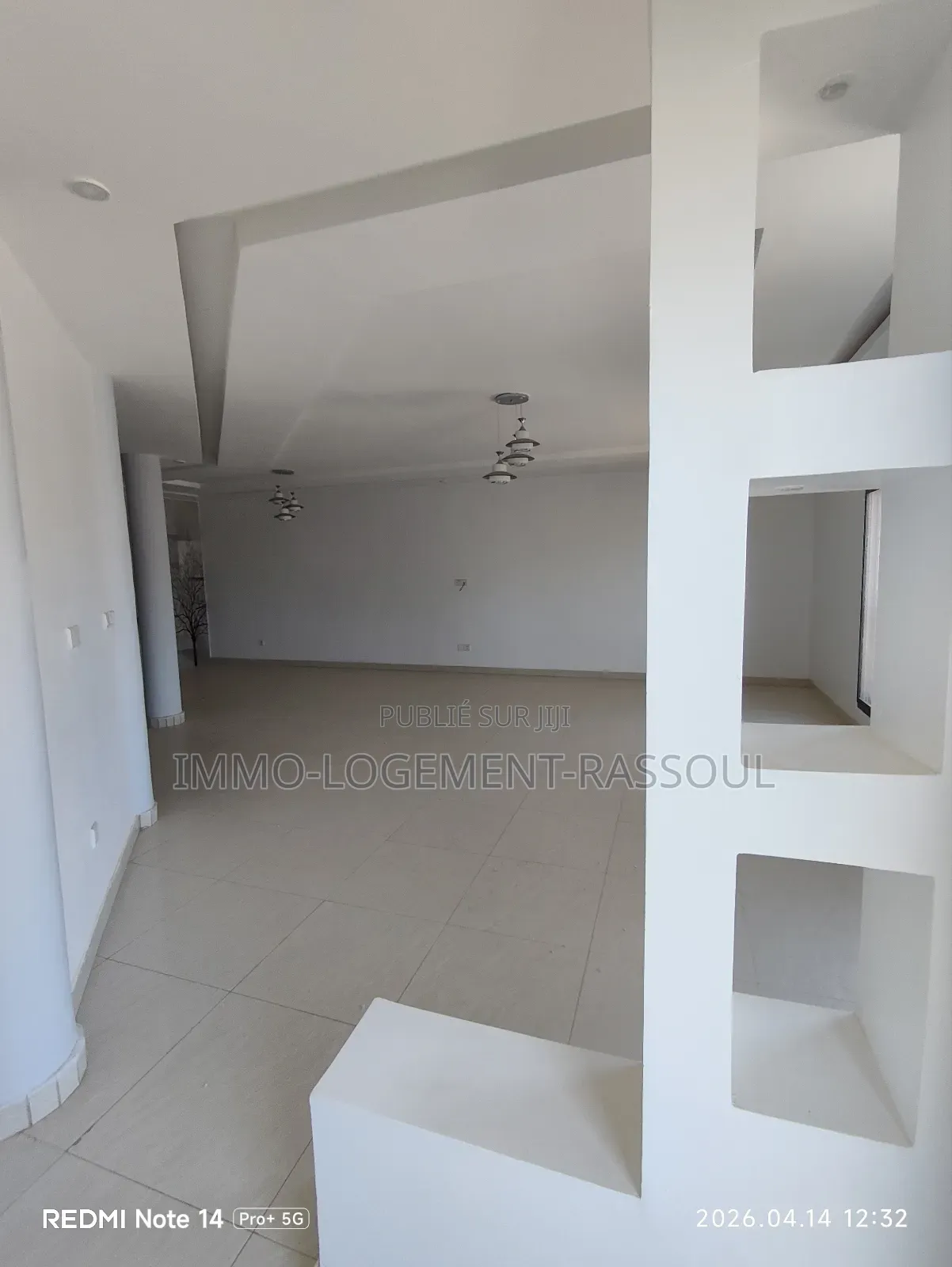3chbre Appartement dans , Ouakam à Louer