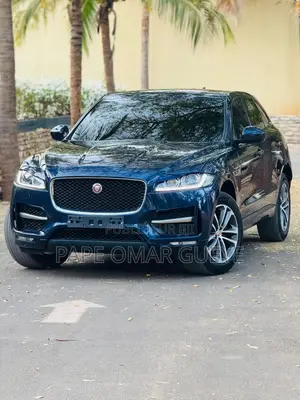 Jaguar F-Pace 2017 Bleu