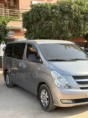 Hyundai Starex 2016 Gris