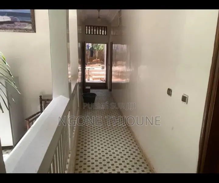 7chbre Maison dans Guediawaye à Vendre