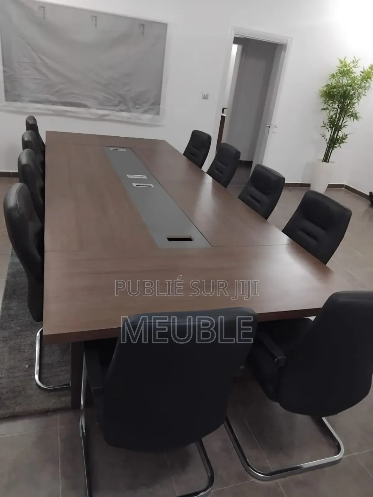 Table De Réunion