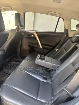 Toyota RAV4 2015 Noir