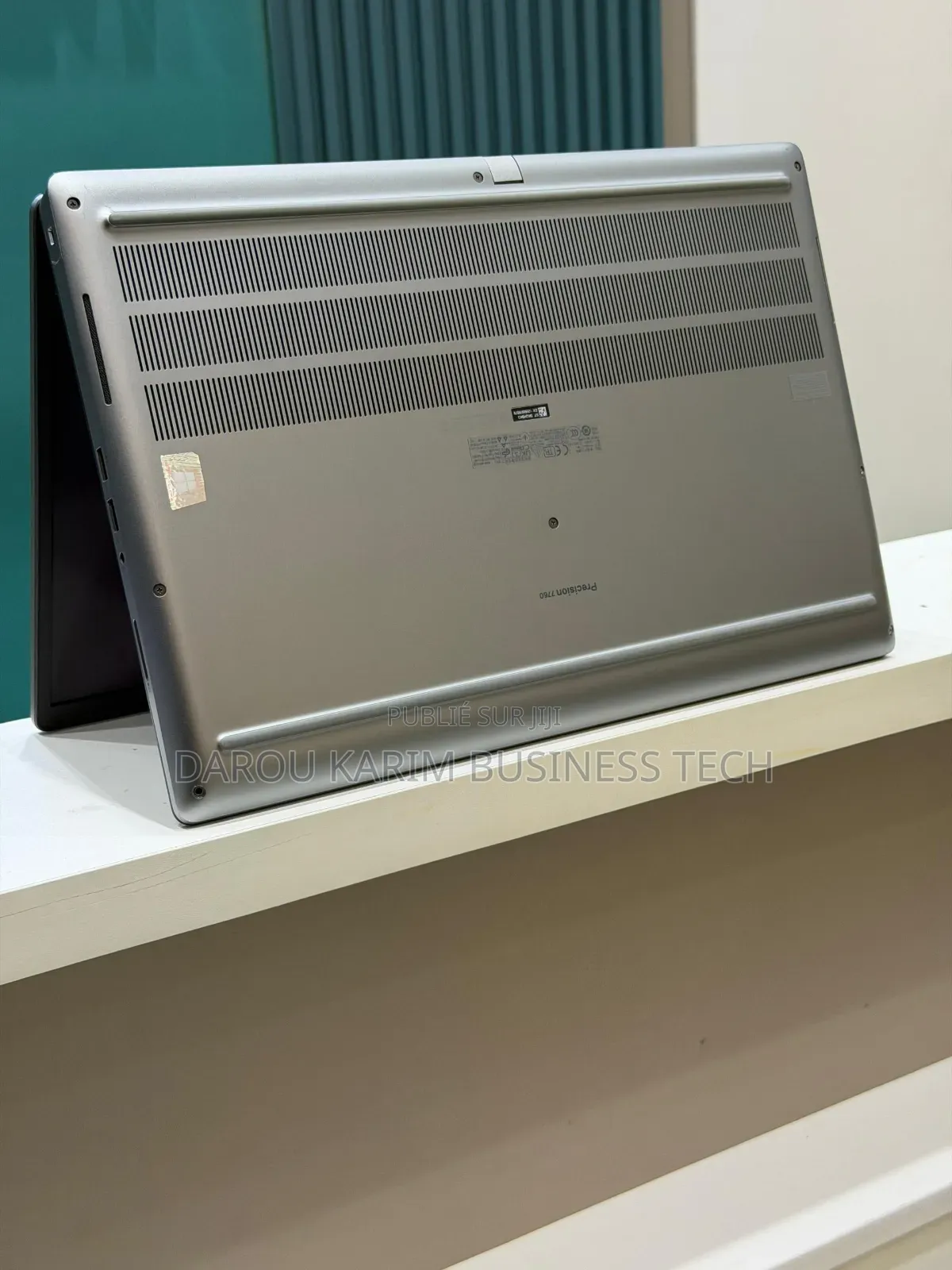 Nouveau Ordinateur portable Dell Precision 7760 128GB Intel Xeon SSD 2T