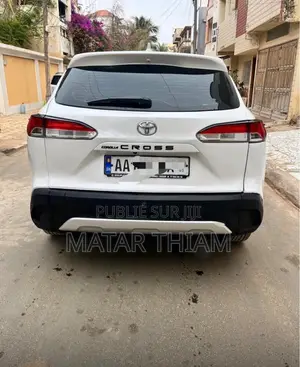 Nouveau Toyota Corolla Cross 2024 Blanc