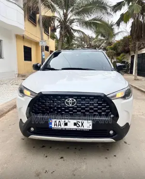 Nouveau Toyota Corolla Cross 2024 Blanc