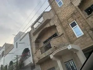 3chbre Villa dans Villa À Vendre, Rufisque à Vendre