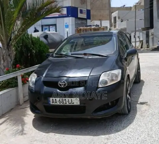 Toyota Auris 2011 Noir