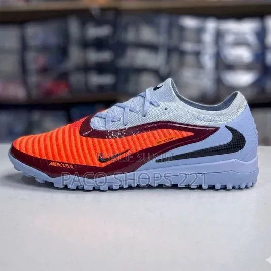 Tout Terrain Nike Performance Phantom 6