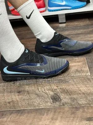 Tout Terrain Nike Performance Phantom 6