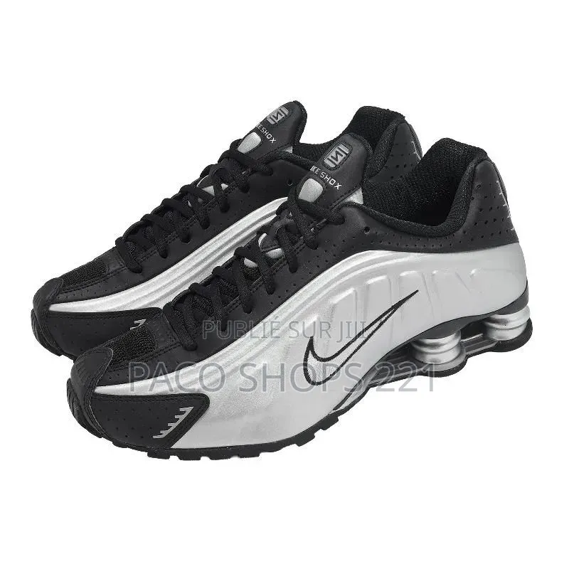Nike Shox R4