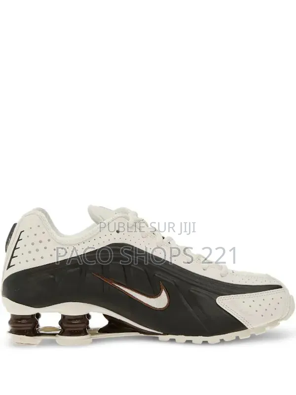 Nike Shox R4