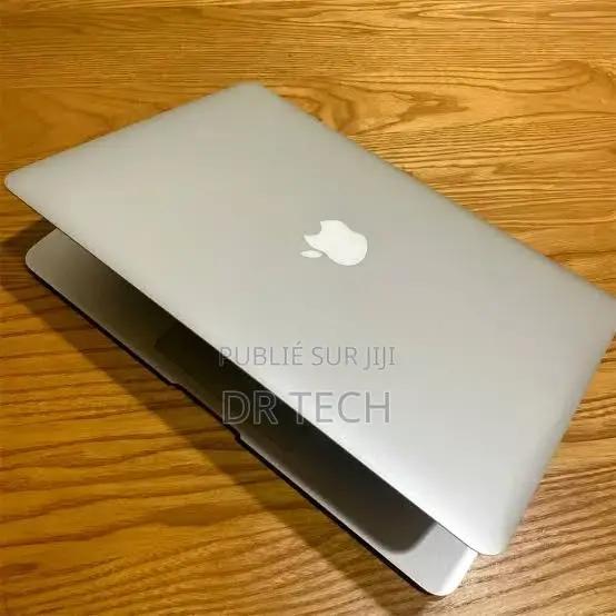 Ordinateur de bureau Apple Mac Pro 4GB Intel Core i7 HDD 512GB