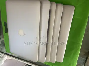 Ordinateur portable Apple MacBook Air 2015 4GB Intel Core i5 SSD 128GB