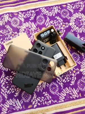 Nouveau Motorola ThinkPhone 256 GB Noir