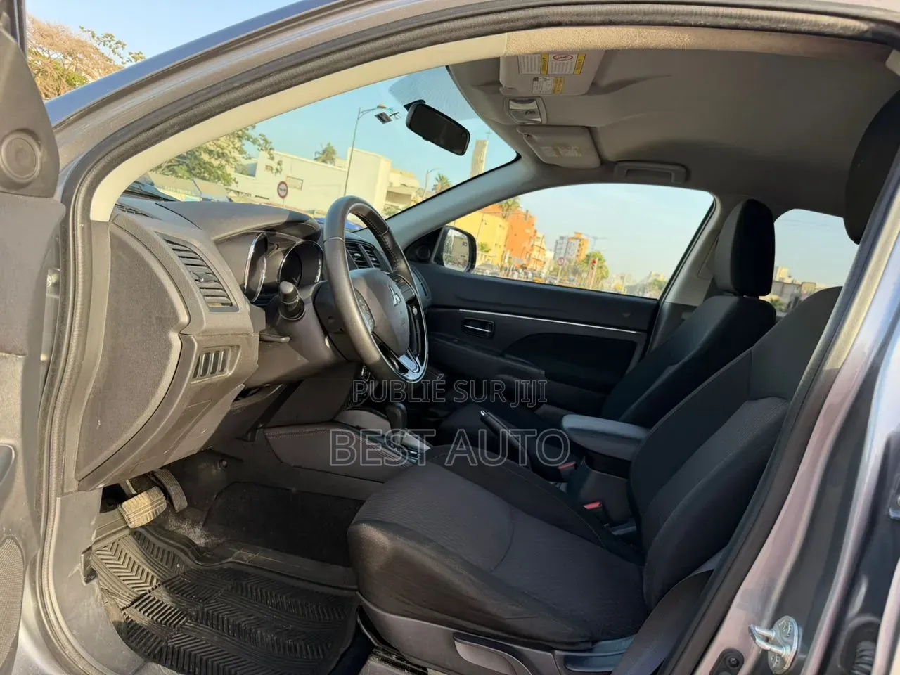Mitsubishi RVR 2019 Gris