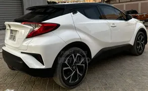Toyota C-HR 2017 Blanc