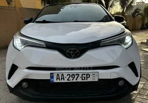 Toyota C-HR 2017 Blanc