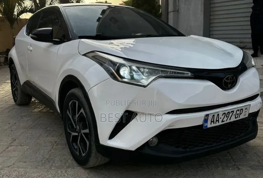 Toyota C-HR 2017 Blanc