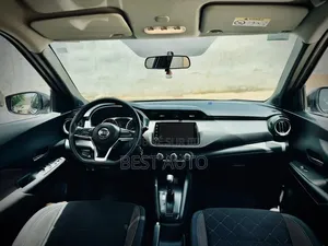 Nissan Kicks 2019 Marron