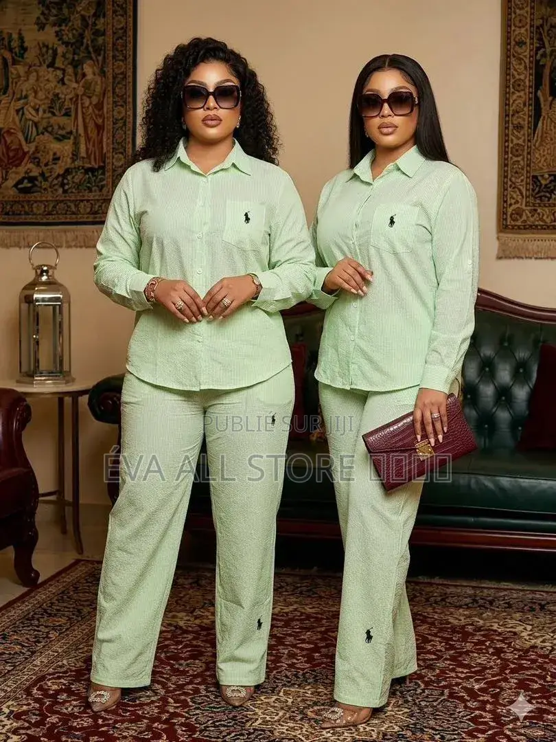 Vêtements De Femmes
