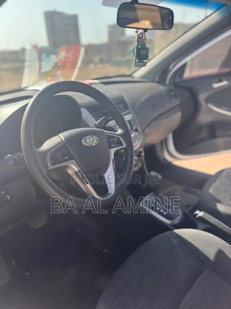 Hyundai Accent 2016 Blanc