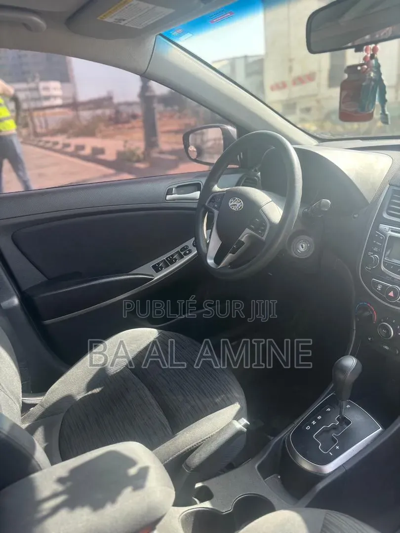 Hyundai Accent 2016 Blanc