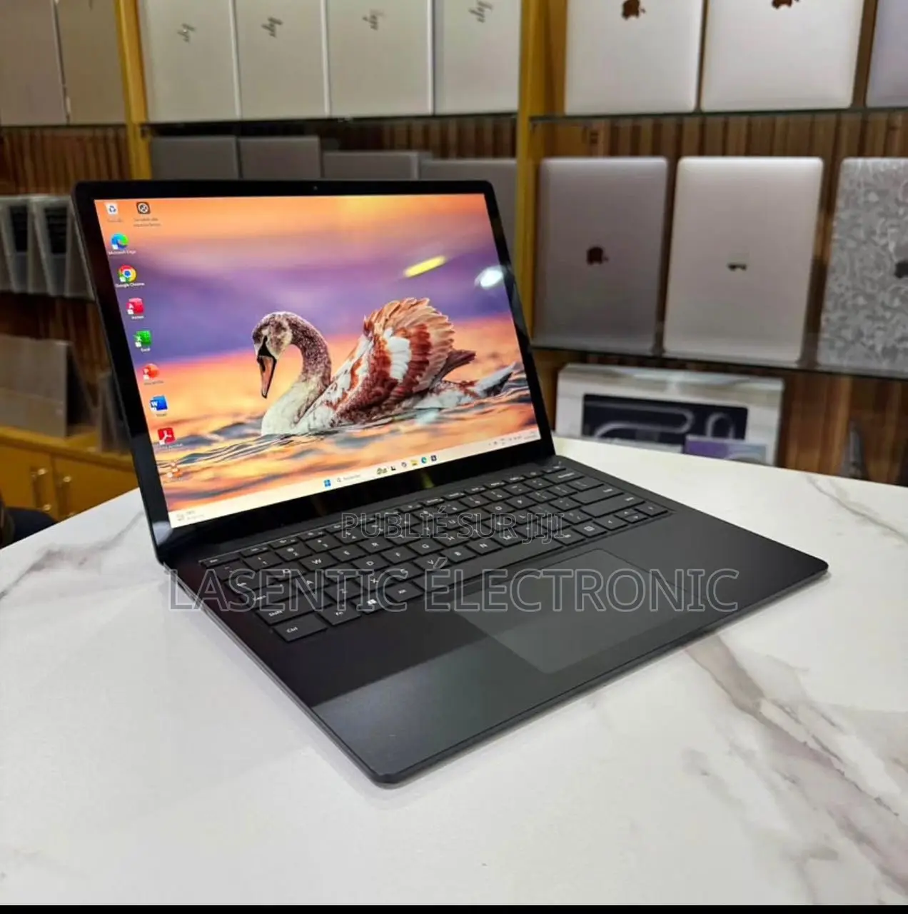 Nouveau Microsoft Surface Laptop 3 16GB Intel Core i7 SSD 256GB