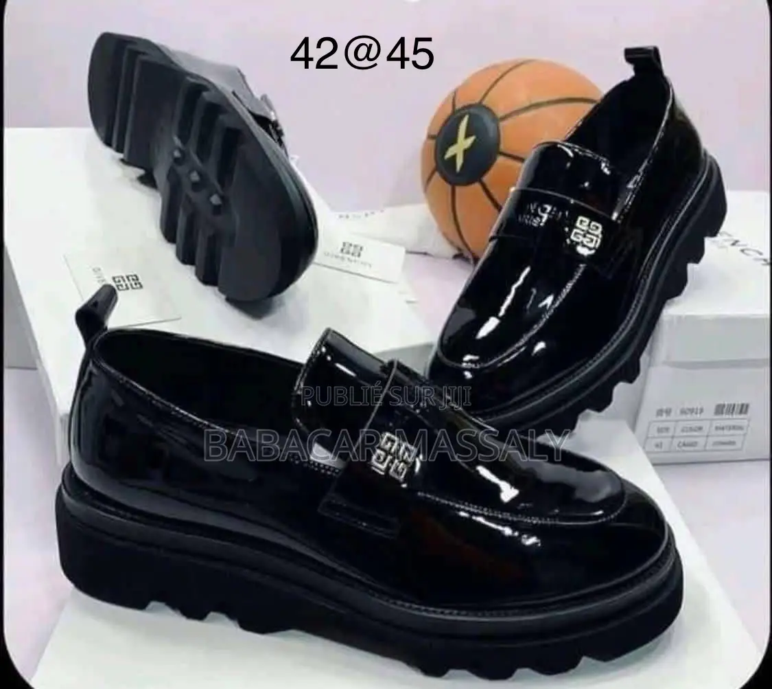 Chaussure Givenchy