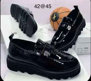 Chaussure Givenchy