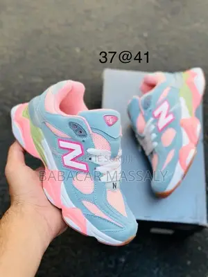 New Balance 9060