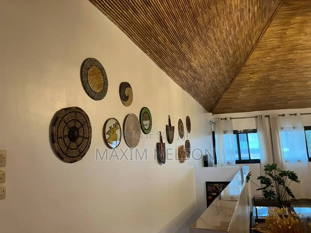Meublé 1chbre Appartement dans Yoff à Louer