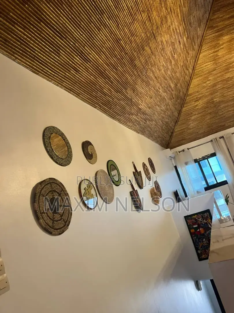 Meublé 1chbre Appartement dans Yoff à Louer