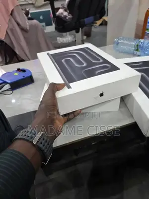 Nouveau Ordinateur portable Apple MacBook Pro 36GB Apple M4 Pro SSD 1T
