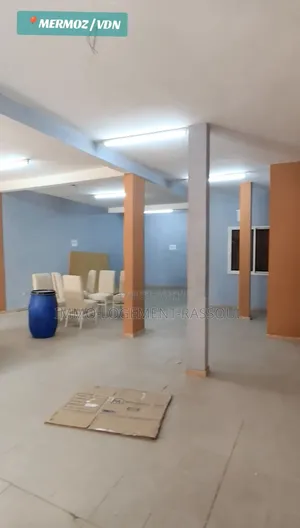 Dépôt À Louer Sis a Mermoz VDN