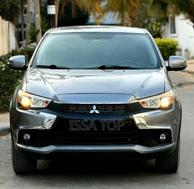 Mitsubishi RVR 2017 Gris