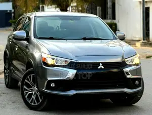 Mitsubishi RVR 2017 Gris