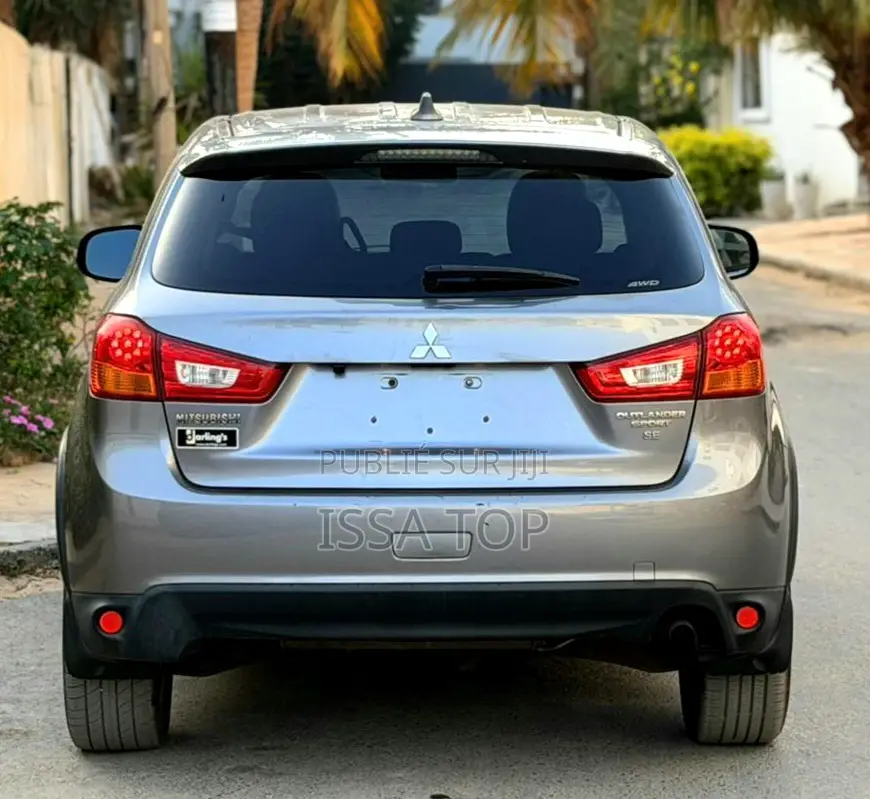 Mitsubishi RVR 2017 Gris