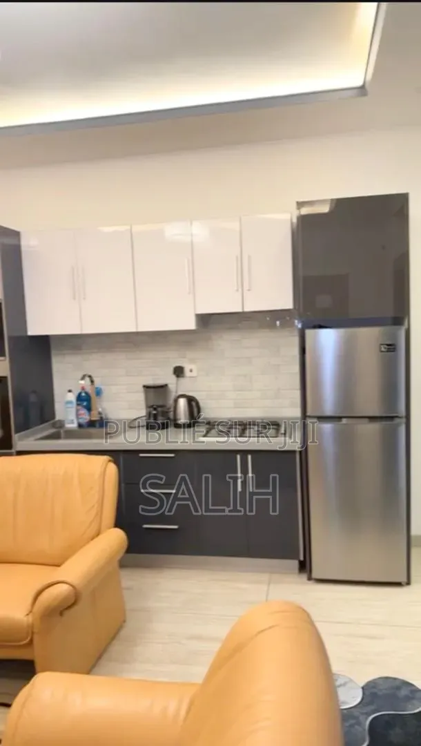 Meublé 1chbre Appartement dans Salih-Immo Et, Fann-Point E-Amitié